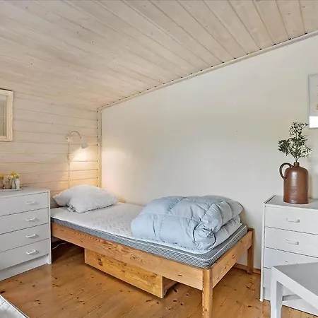 Fy119-bogense-vildrosevej-28 * Bogense